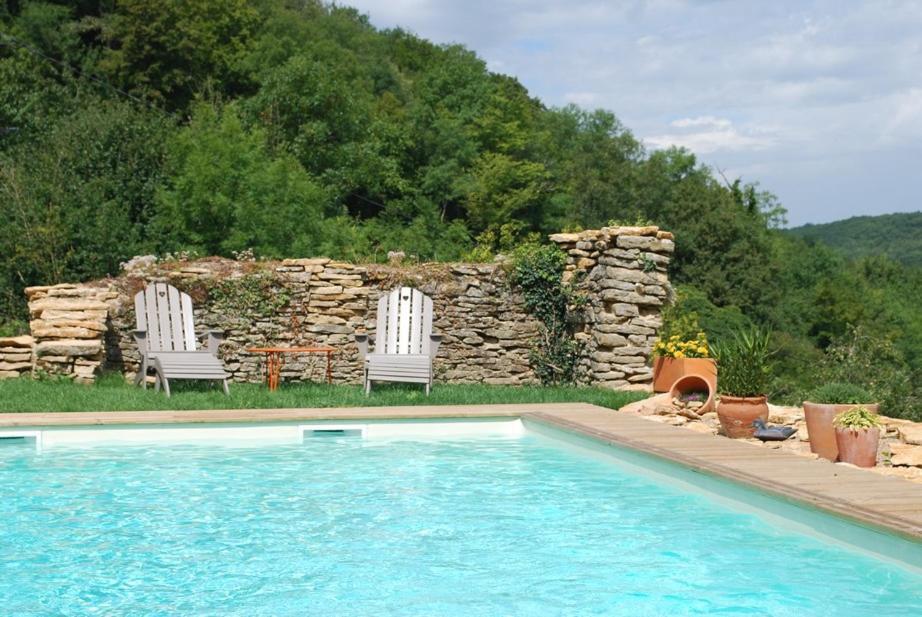 Chambres D'Hotes Soleil Et Cacao Siccieu-Saint-Julien-et-Carisieu Exterior foto